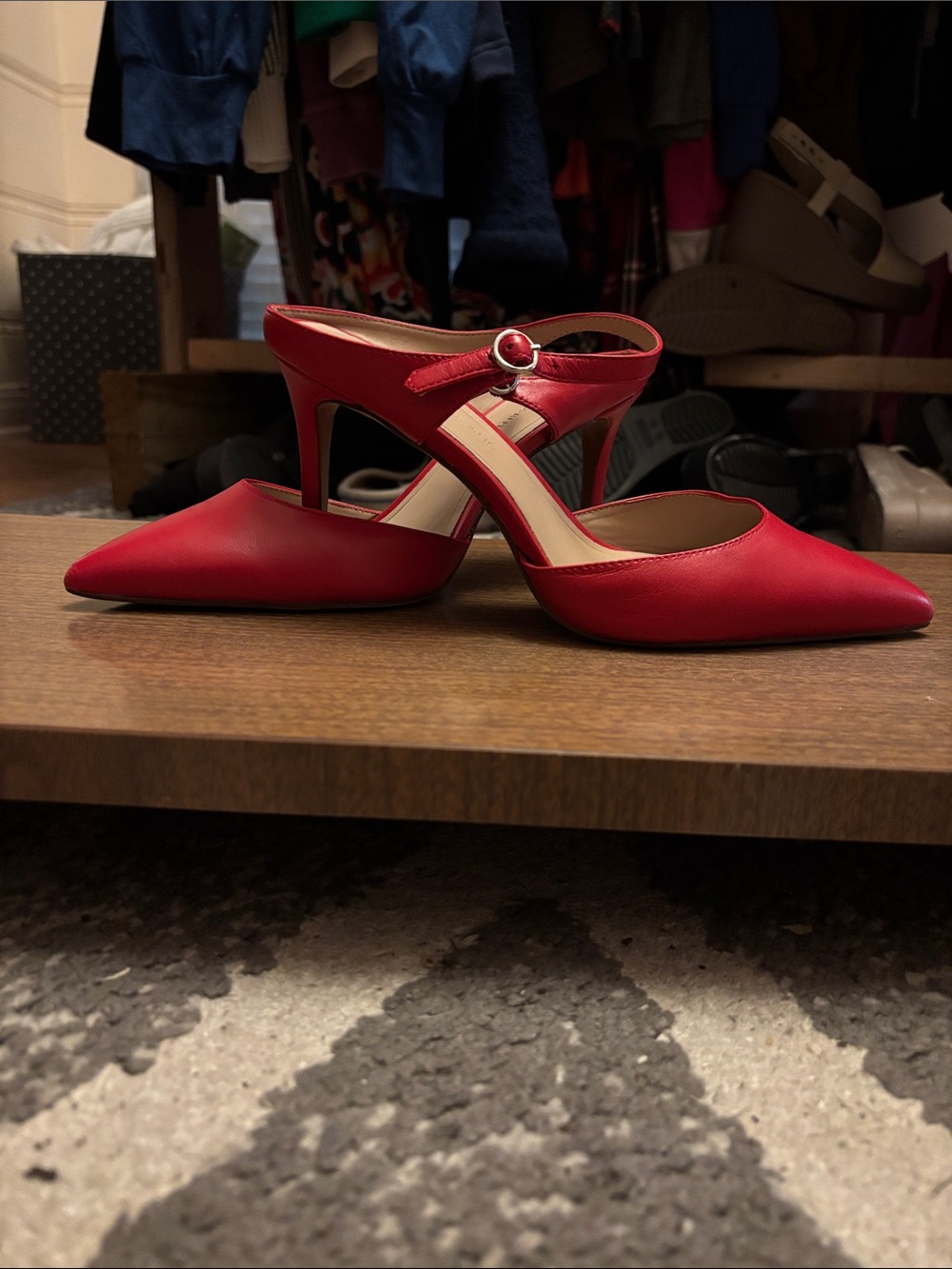 Banana Republic Red Pointed Toe Cross-Strap Mid Heels